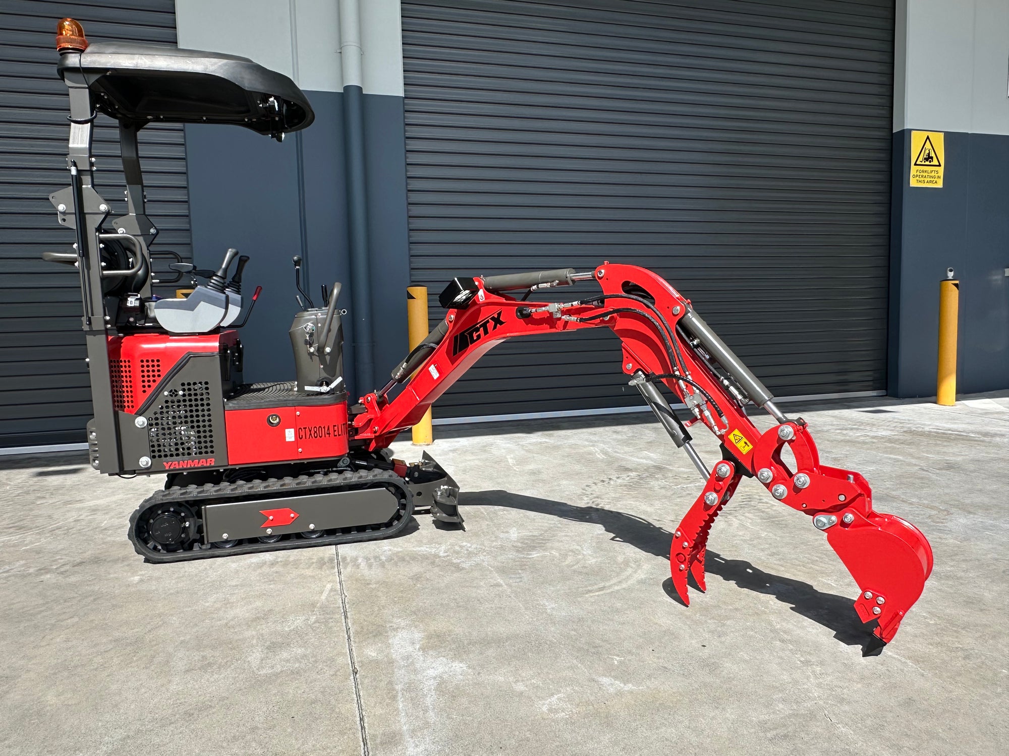 HAIHONG CTX8014 ELITE 1.4T YANMAR DIESEL - MINI EXCAVATOR