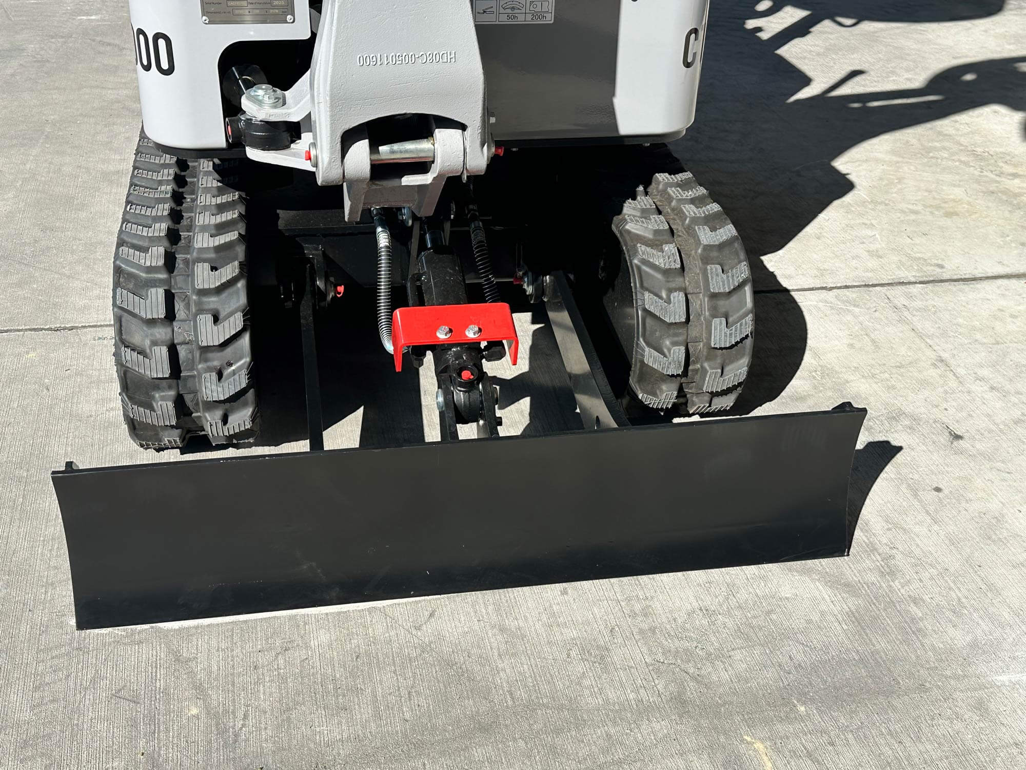 HAIHONG CTX8000 1.1T KOOP DIESEL - MINI EXCAVATOR Includes 200mm Bucket, Hydraulic Thumb Grab & Spring Quick Hitch
