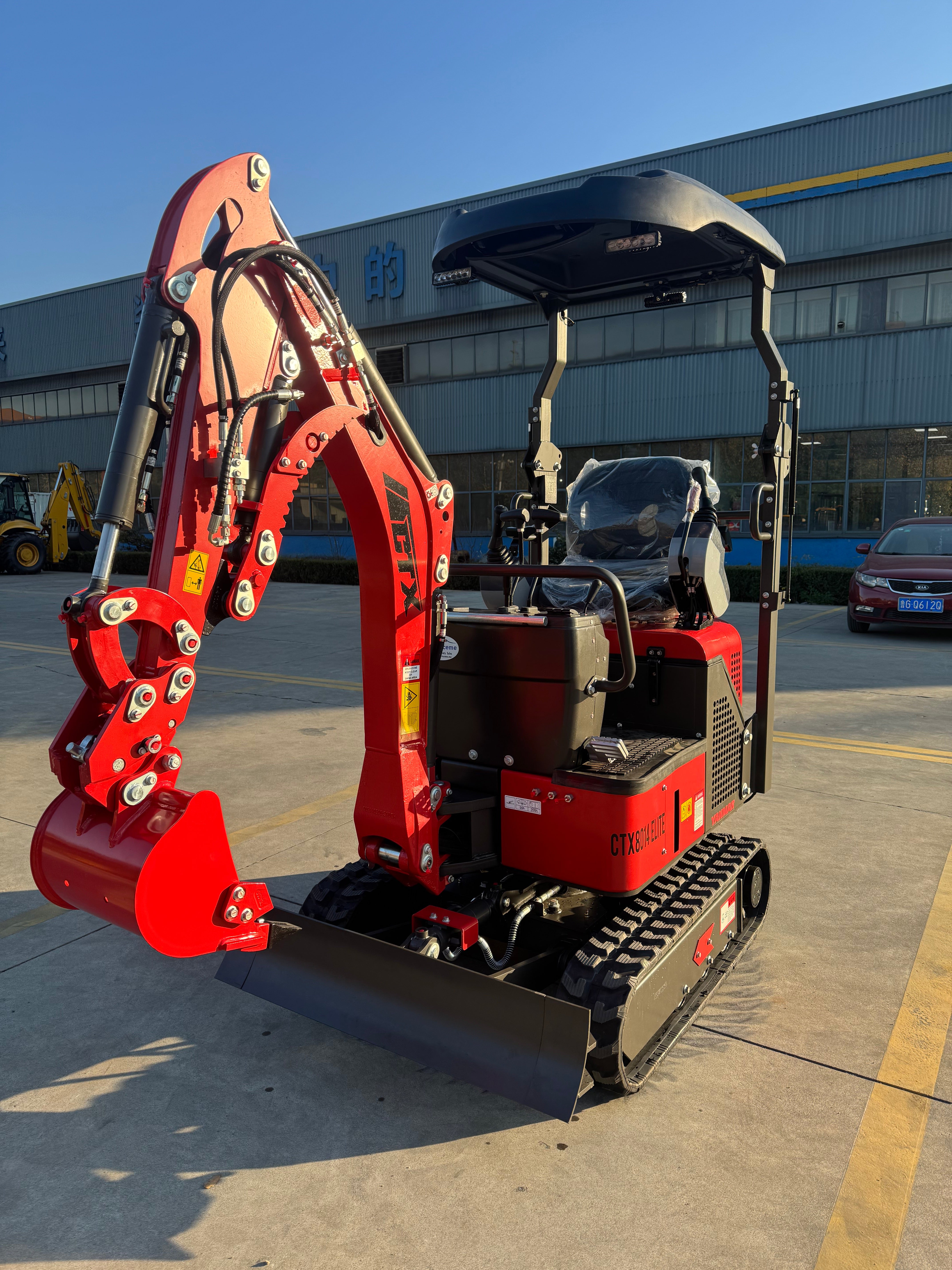 Compact diesel mini Excavator for Sale QLD | CTX8014 1.4T