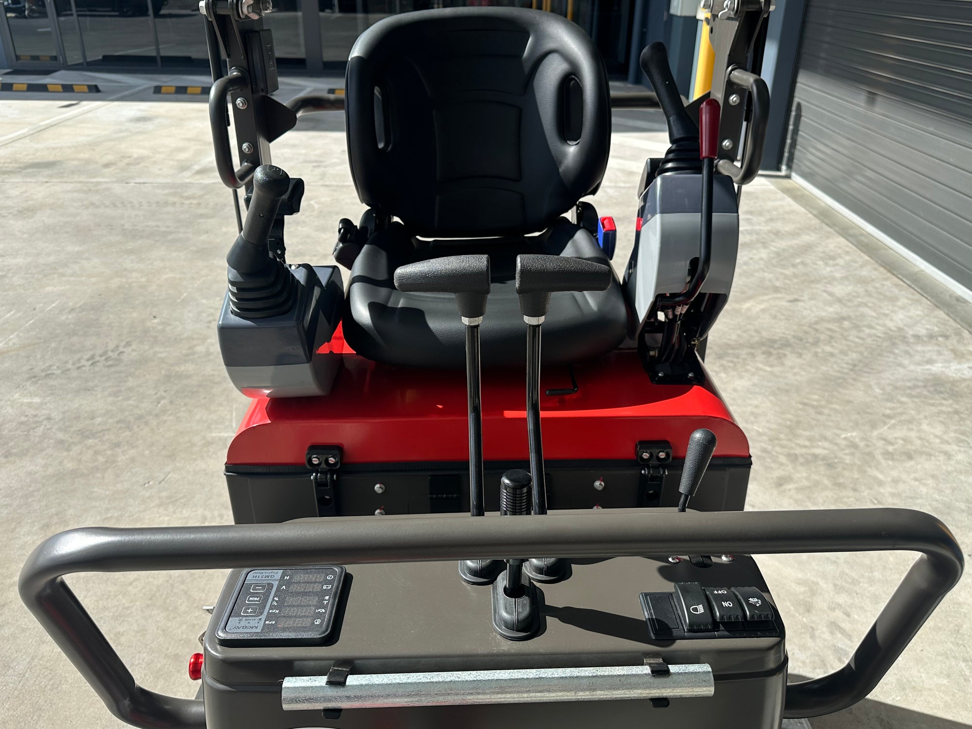 HAIHONG CTX8014 ELITE 1.4T YANMAR DIESEL - MINI EXCAVATOR